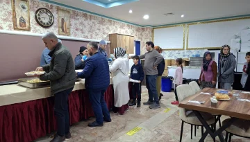 Müdür Yılmaz'dan Alanya'da Afetzedelere Anlamlı Zİyaret