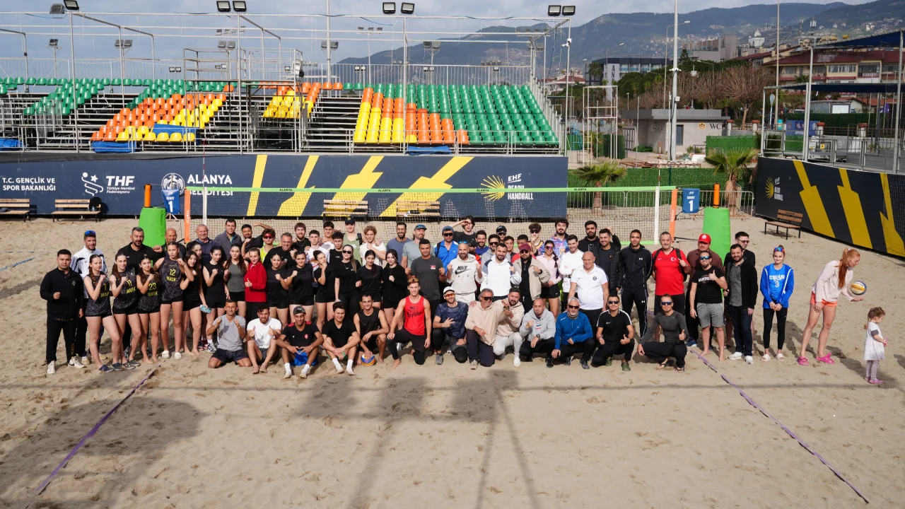 Plajda Şubat Coşkusu: Halk Şampiyonası Nefes Kesti