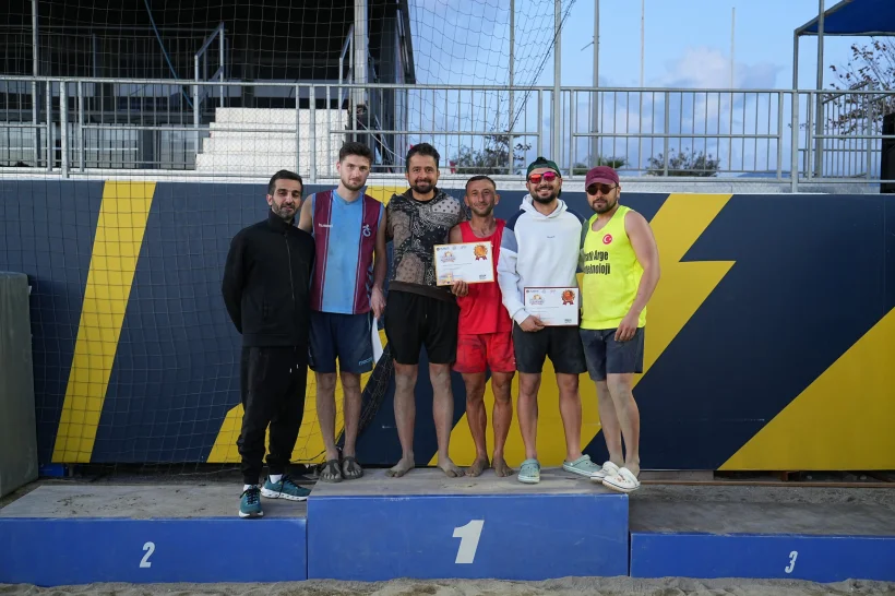 Plajda Şubat Coşkusu: Halk Şampiyonası Nefes Kesti