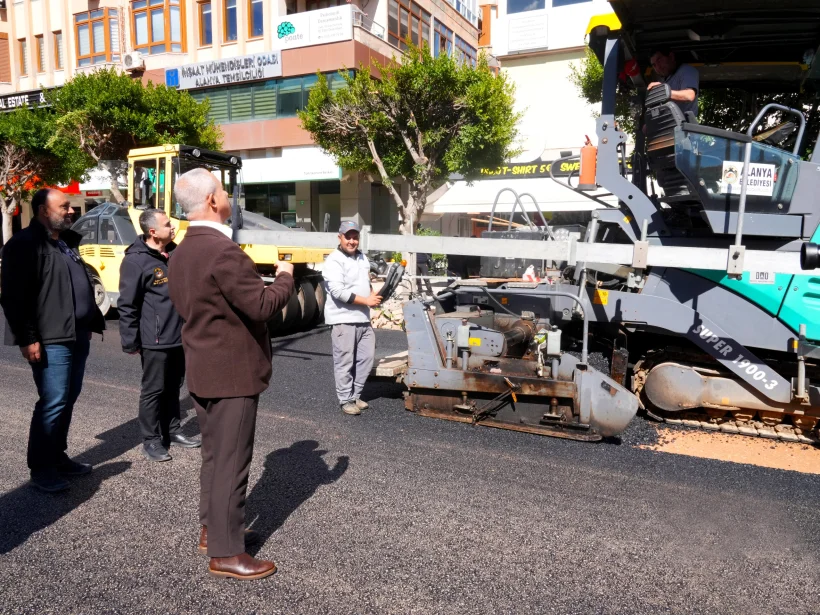 Atat&uuml;rk Caddesi kuzey şeridinde sona gelindi