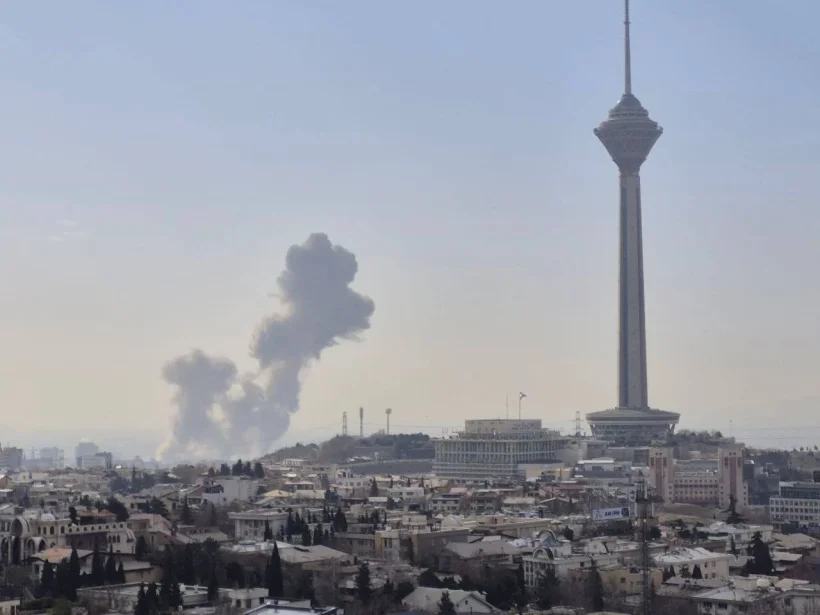 SON DAKİKA | İsrail İran’a 'önleyici saldırı' başlattığını duyurdu