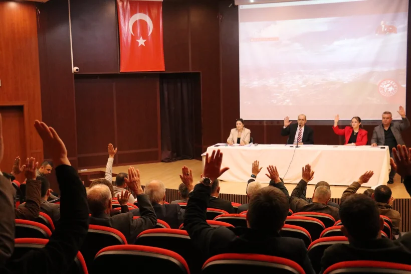 Gazipaşa’da Çifte Sevinç: Kanseri Yenen Başkan Yılmaz Meclis Kürsüsüne Döndü