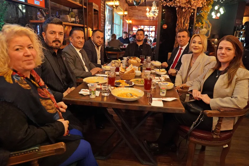 EMŞAV&rsquo;dan şehit ailelerine iftar programı