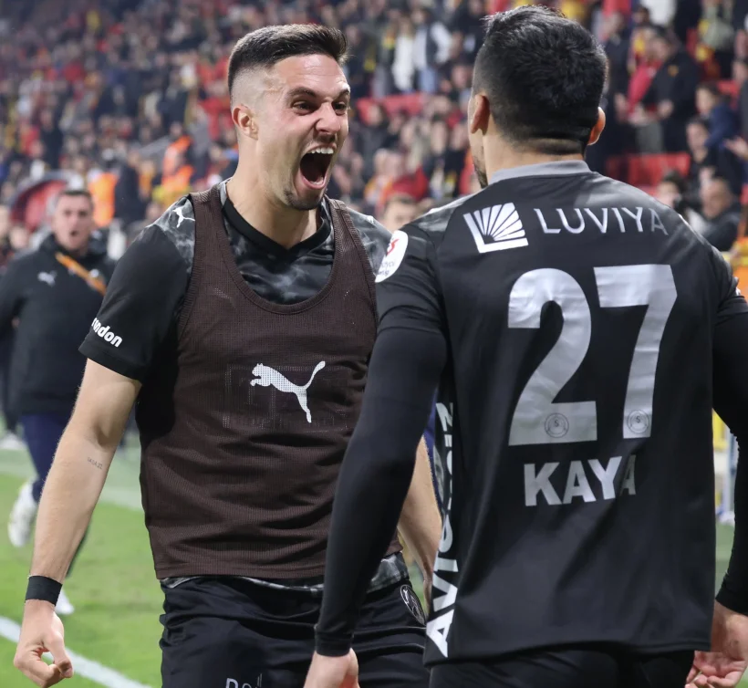 Nefes Kesen Maçta Alanyaspor'dan Son Saniye Geri Dönüşü: 2-2