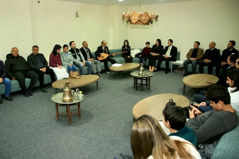 Alanya Kaymakamı Öztürk Gençlerle İftarda Buluştu