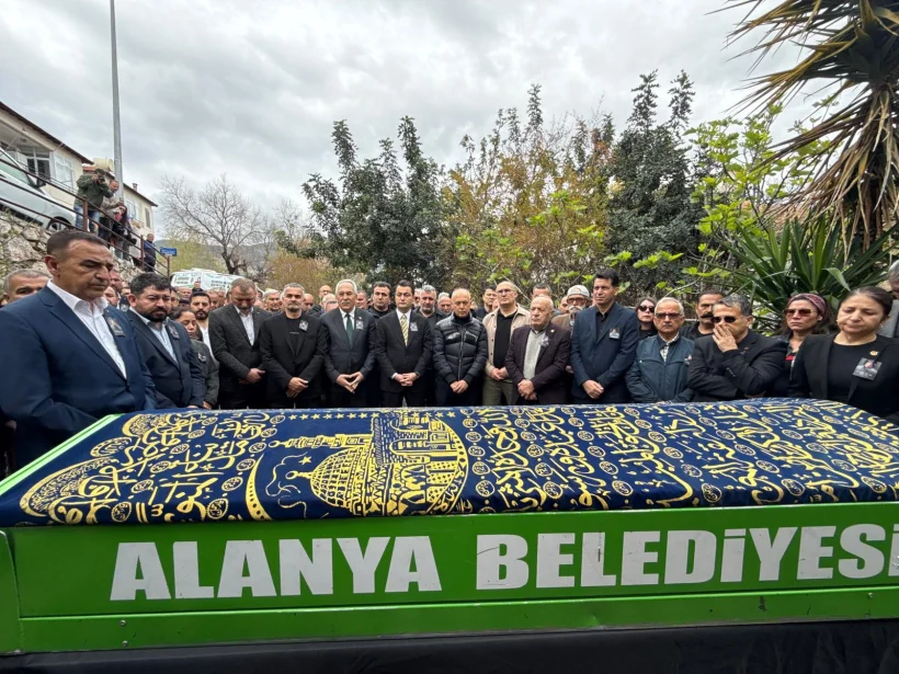Alanya Basınının Acı Günü: Duayen Gazeteci Fazıl Tunç Dualarla Uğurlandı