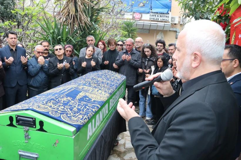 Alanya Basınının Acı Günü: Duayen Gazeteci Fazıl Tunç Dualarla Uğurlandı