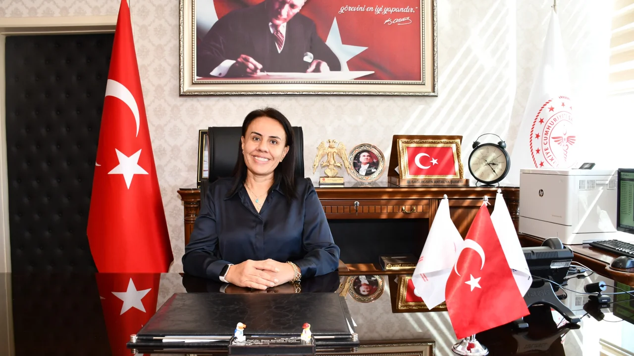 Alanya’da Bayram Mesaisi: Binlerce Hastaya Şifa Dağıtıldı!