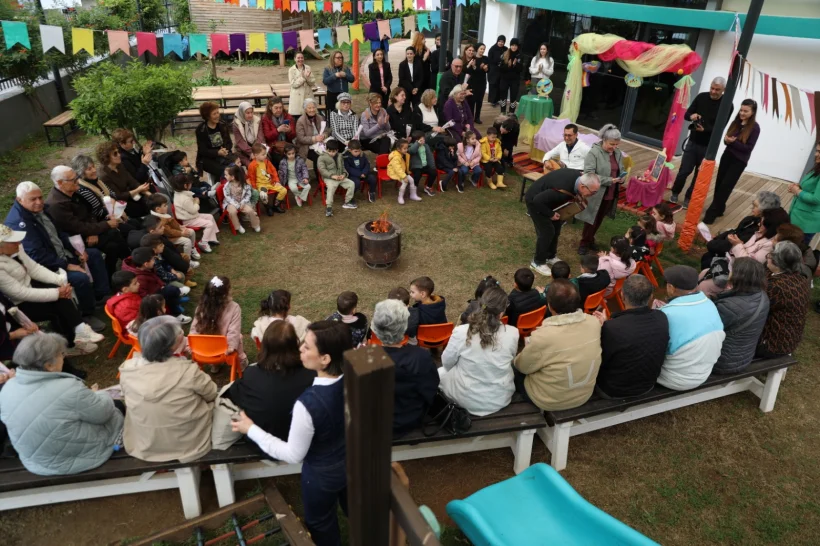 Alanya&rsquo;da Kuşaklar Buluştu: '&Ccedil;ınarlar' ve 'Fidanlar' Aynı Masada!