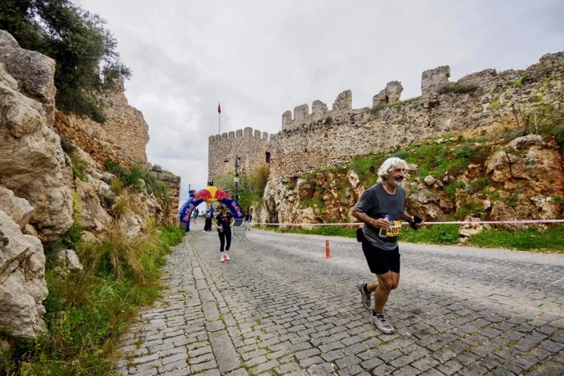 Torosların Zirvesinde Dev Mücadele: Alanya Ultra Trail Şampiyonlarını Seçti!