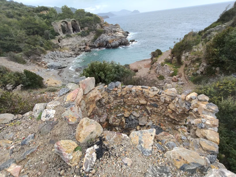 1800 Yıllık Aytap Antik Kenti'ne Boyalı Vandalizm