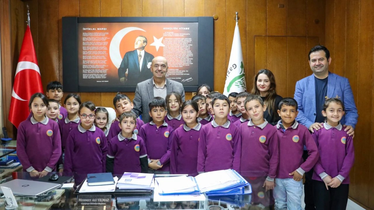 Geleceğin yöneticileri çocuklar, yerel yönetimi yerelde tecrübe etti