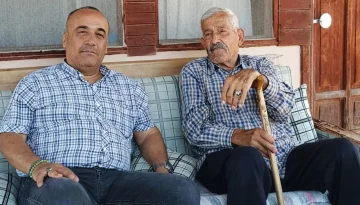 Alanya Bir Asırlık Çınarını daha kaybetti: Kale'den 'Emmiağaç' hayata gözlerini yumdu