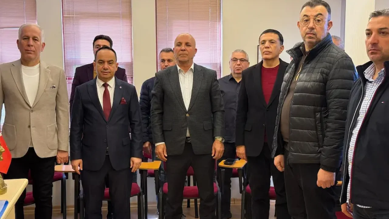 Alanya Kuyumcular Odası'nda tek aday Çavuşoğlu yine başkan seçildi