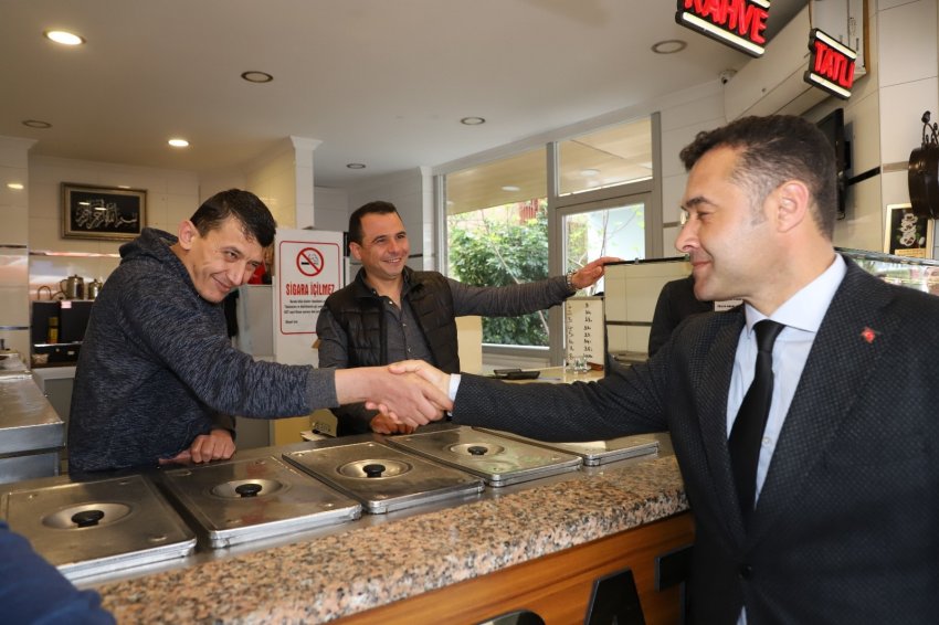 Adem Murat Yücel 25 Metreli Yol ve Atatürk Caddesi Esnafını Gezdi