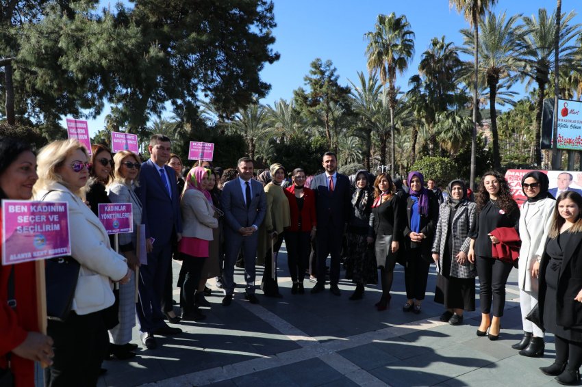 Adem Murat Yücel bugün neler yaptı? Fotoğraflarla Cumhur İttifakı Alanya 8 Mart