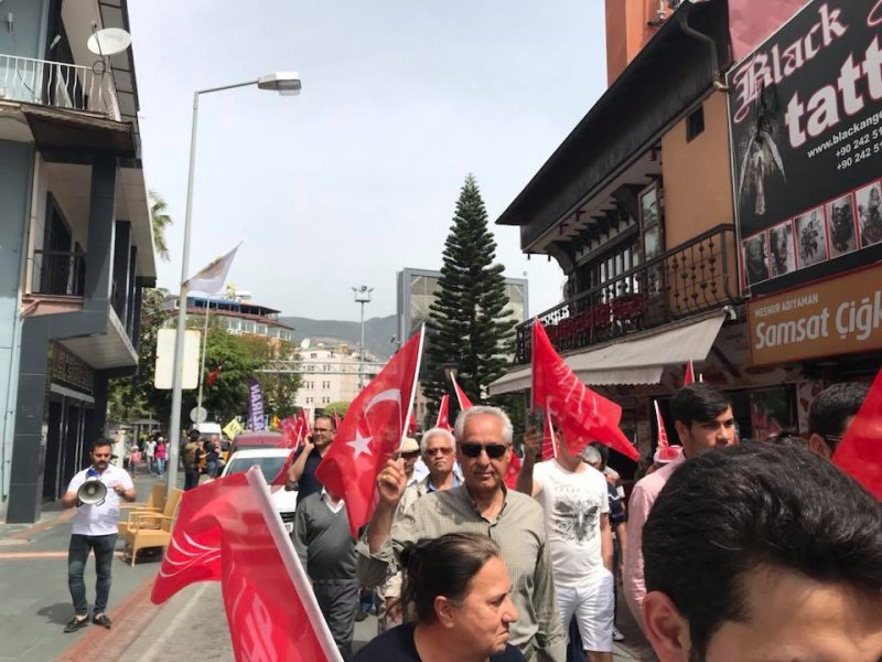 Alanya'da Fotoğraflarla 1 Mayıs Coşkusu