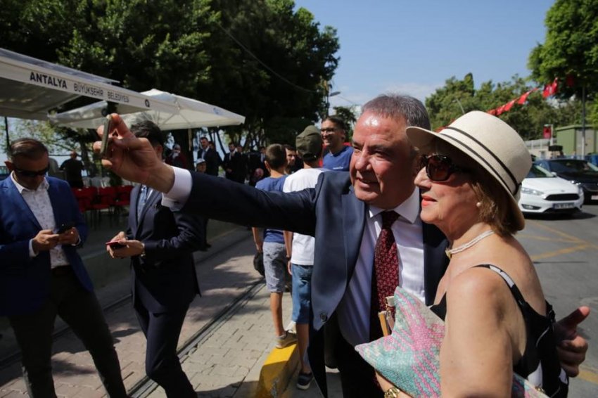 Antalya'da 30 Ağustos Zafer Bayramı coşkuyla kutlanıyor
