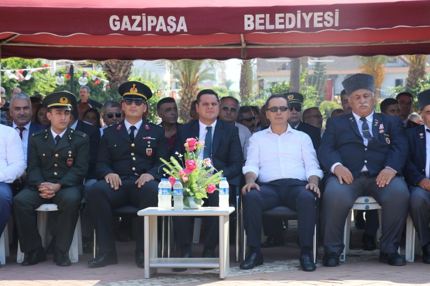 Gazipaşa'da Zafer Bayramı Coşkusu